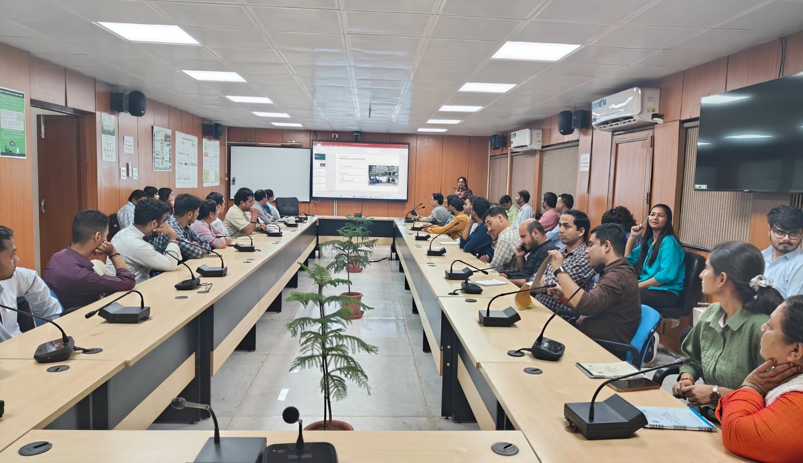 An awareness session on the theme
